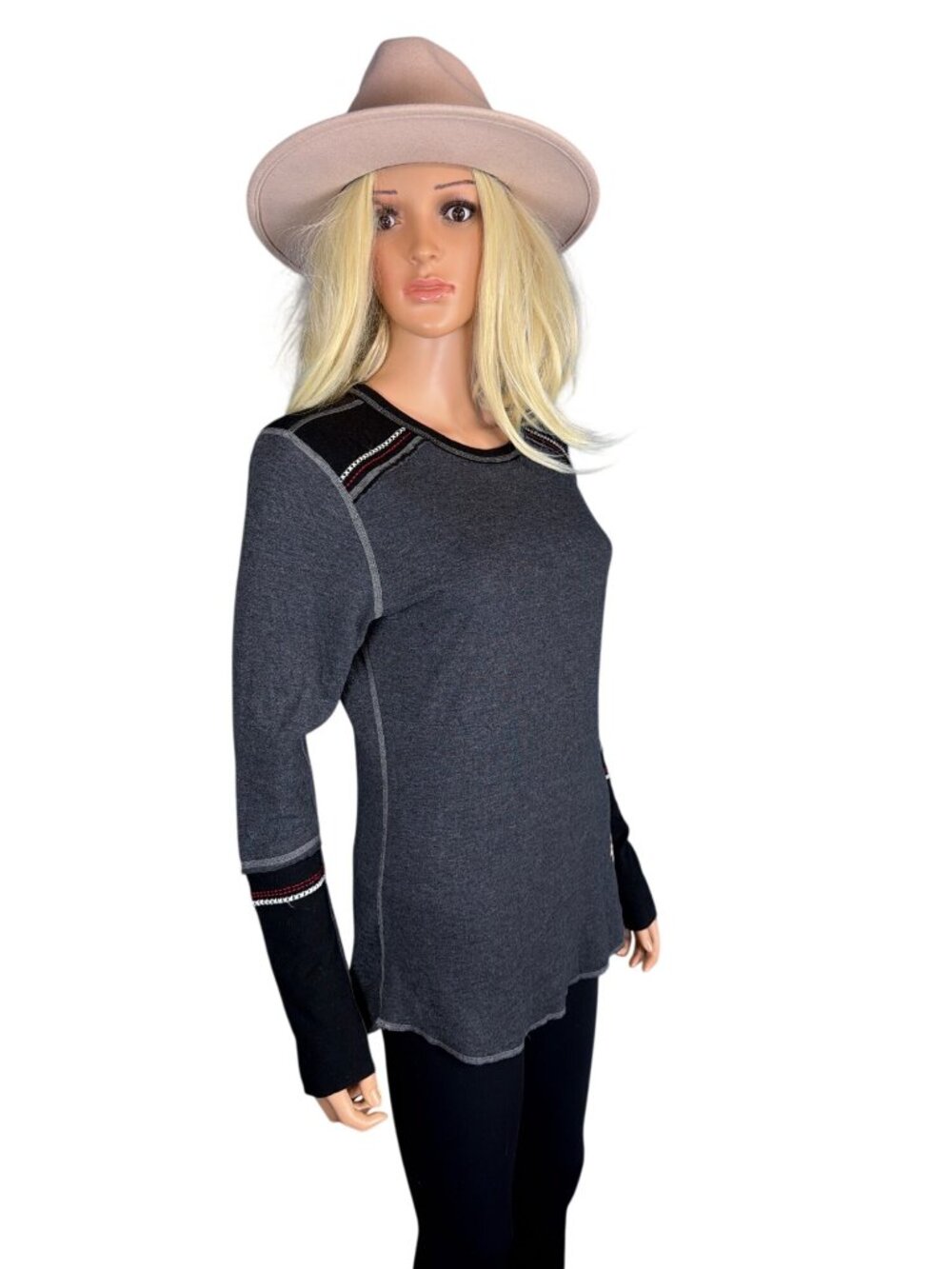 Alp-n-Rock Crew Heather Gray/Black Medium MSRP$198 Cotton Embroidered - Picture 4 of 16